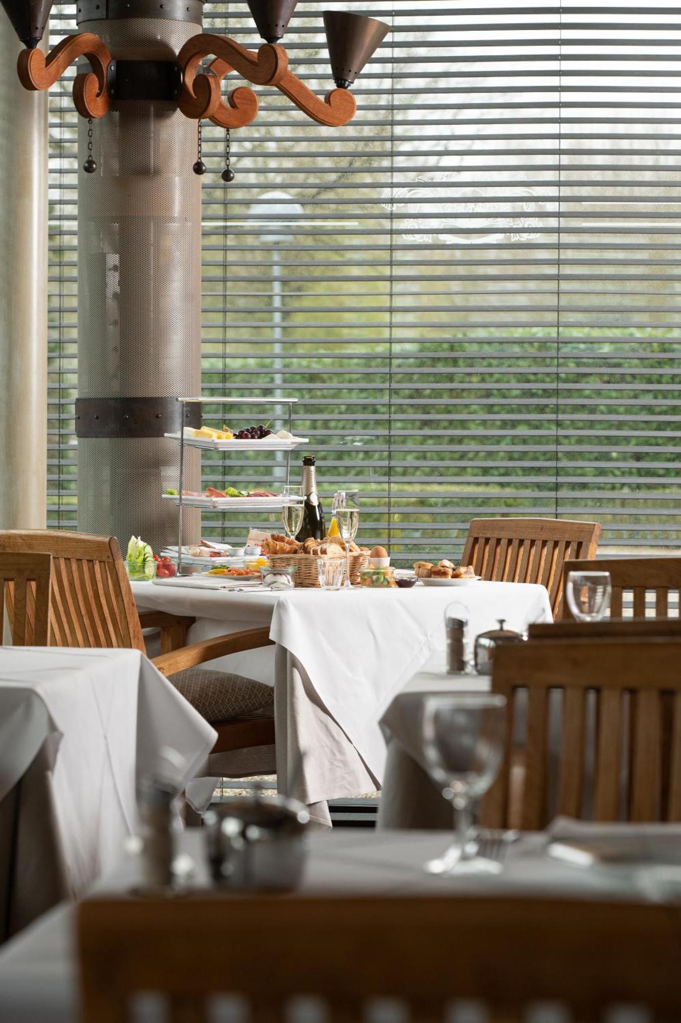 Valkenburg aan de Geul Chateau St Gerlach - Oostwegel Collection, Member Of Relais And Chateaux מראה חיצוני תמונה Restaurant