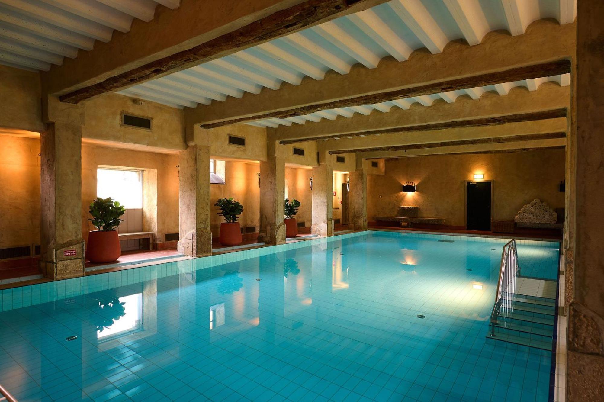 Valkenburg aan de Geul Chateau St Gerlach - Oostwegel Collection, Member Of Relais And Chateaux מראה חיצוני תמונה The swimming pool