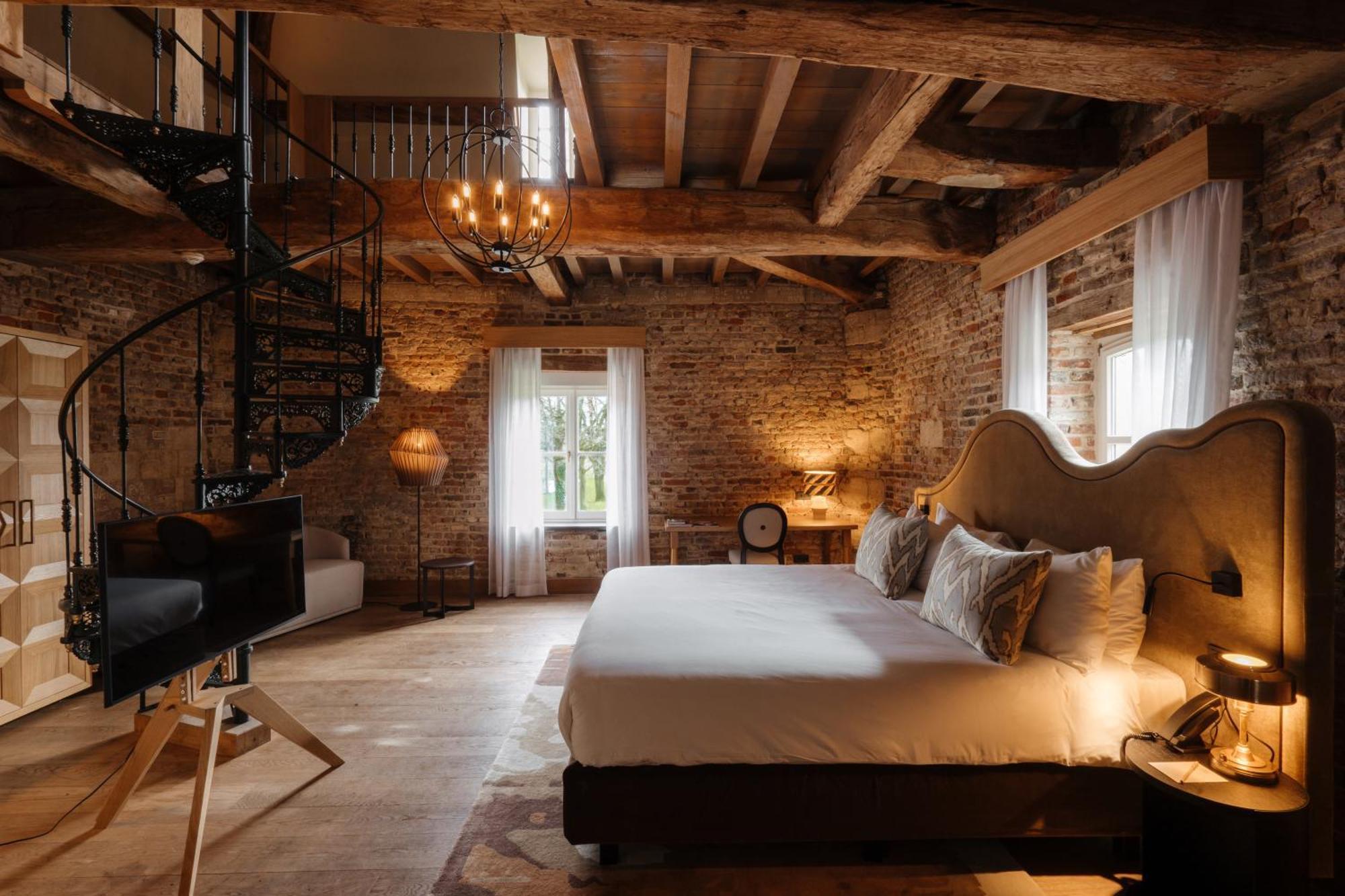 Valkenburg aan de Geul Chateau St Gerlach - Oostwegel Collection, Member Of Relais And Chateaux מראה חיצוני תמונה A room at the hotel