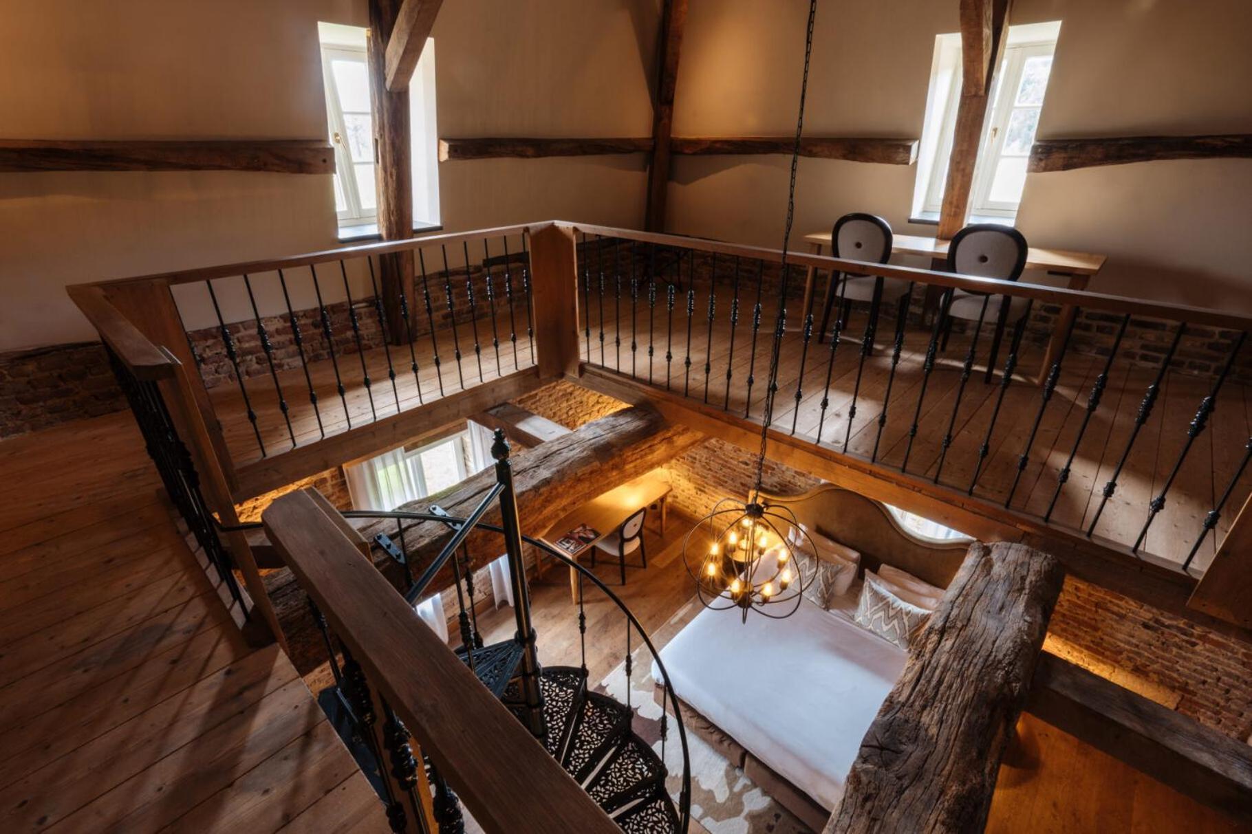 Valkenburg aan de Geul Chateau St Gerlach - Oostwegel Collection, Member Of Relais And Chateaux מראה חיצוני תמונה The interior of the tower