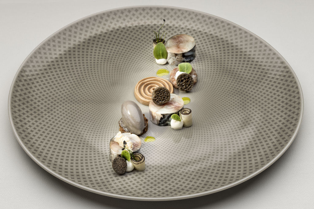 Valkenburg aan de Geul Chateau St Gerlach - Oostwegel Collection, Member Of Relais And Chateaux מראה חיצוני תמונה A dish by Heston Blumenthal